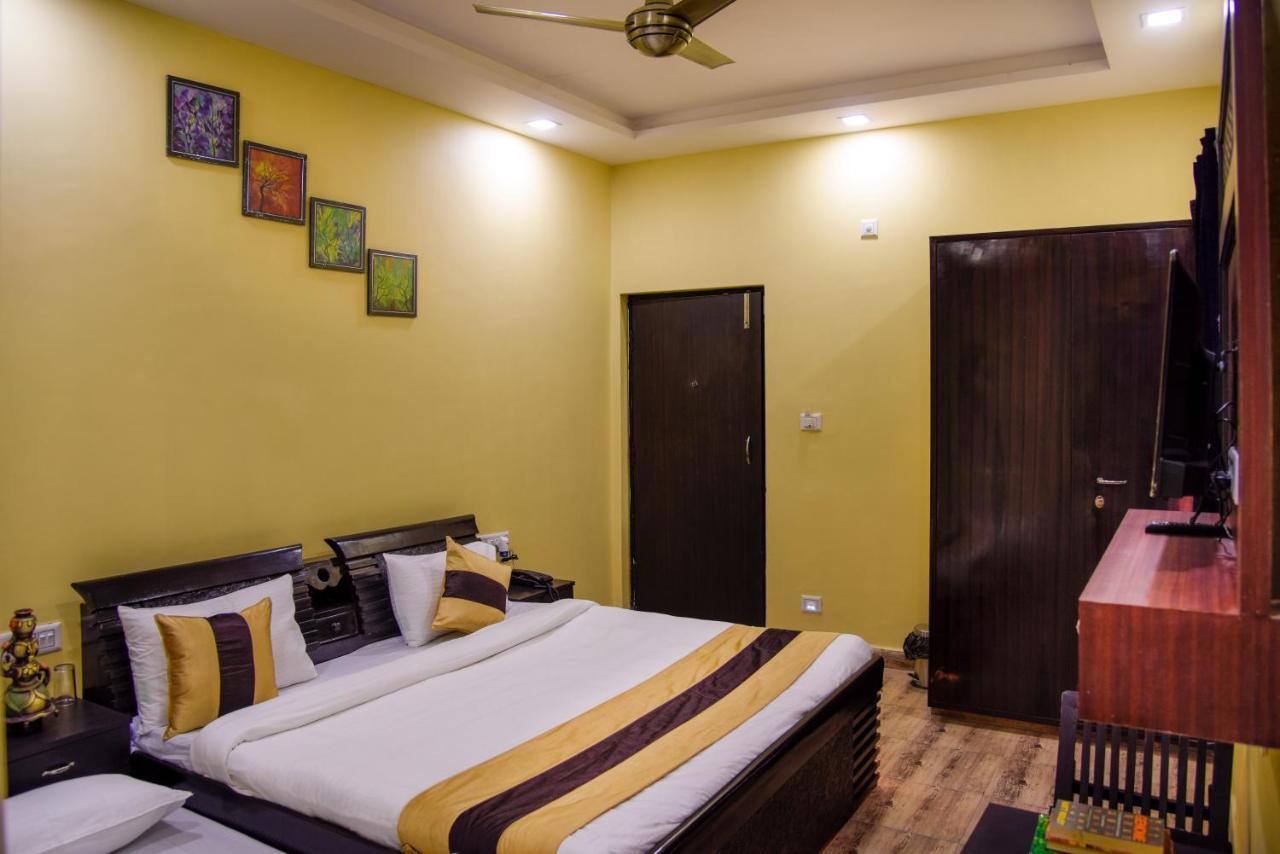 Udee'S Homestay Agra  Ngoại thất bức ảnh