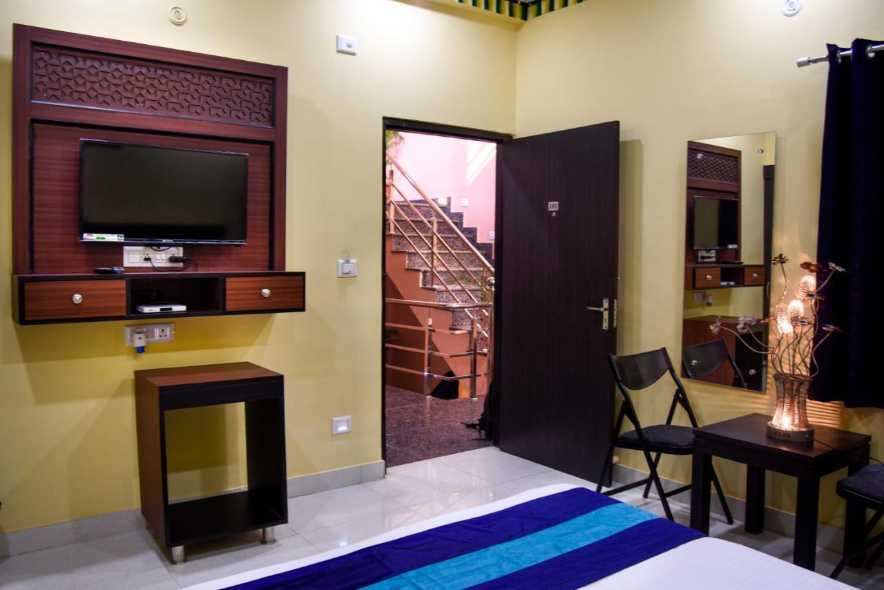 Udee'S Homestay Agra  Ngoại thất bức ảnh